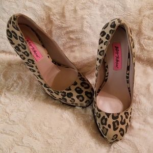BETSEY JOHNSON LEOPARD PLATFORM HEELS